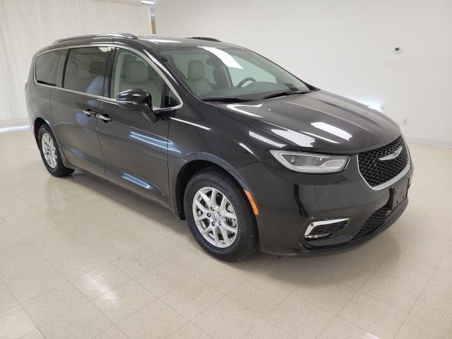 used 2021 Chrysler Pacifica car, priced at $24,579