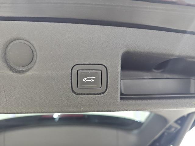 used 2023 Chevrolet Equinox car, priced at $19,488
