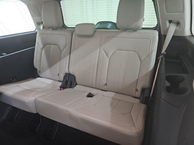 used 2023 Ford Expedition car, priced at $43,720