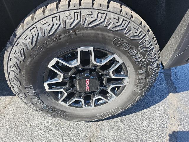 new 2026 GMC Sierra 2500 car, priced at $95,041