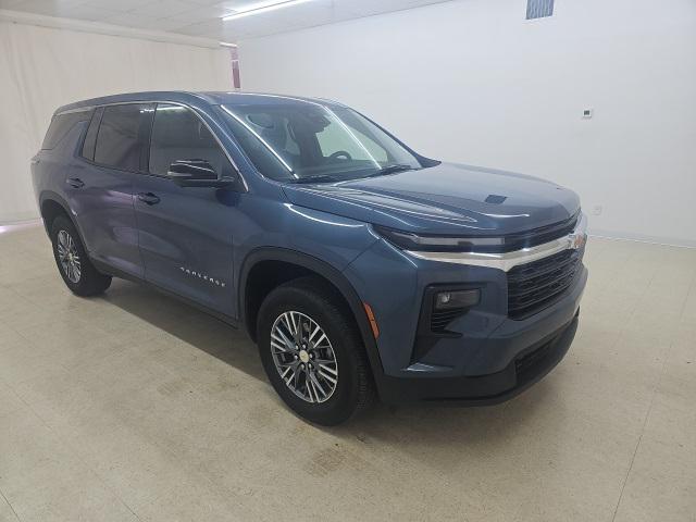 used 2024 Chevrolet Traverse car, priced at $31,926