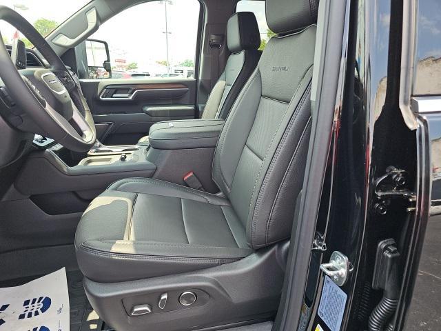new 2025 GMC Sierra 3500 car, priced at $95,565