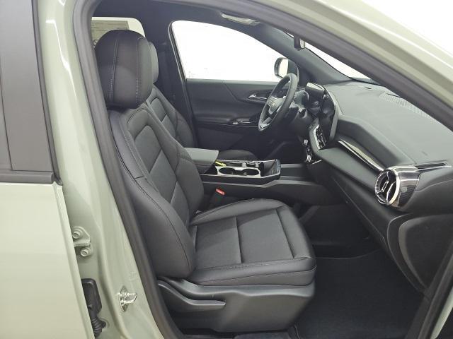 new 2026 Chevrolet Equinox car, priced at $31,878