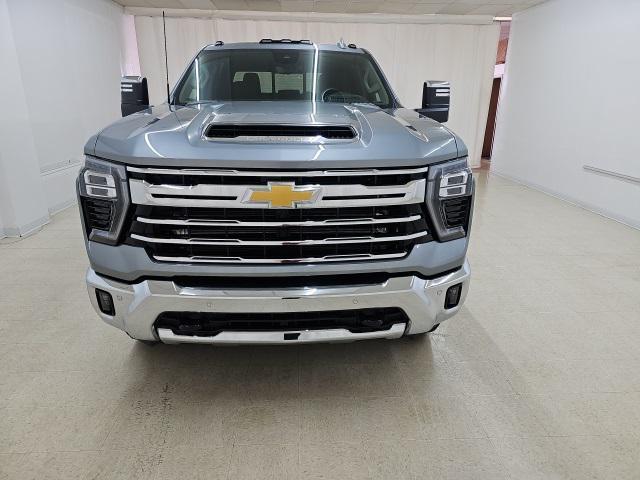 new 2025 Chevrolet Silverado 3500 car, priced at $81,075