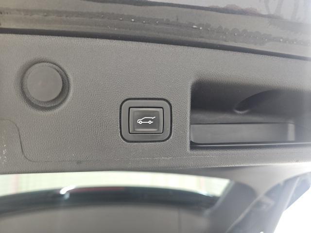 used 2022 Chevrolet Equinox car, priced at $18,956