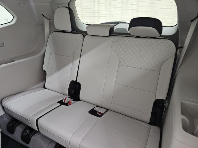new 2025 GMC Acadia car, priced at $65,910