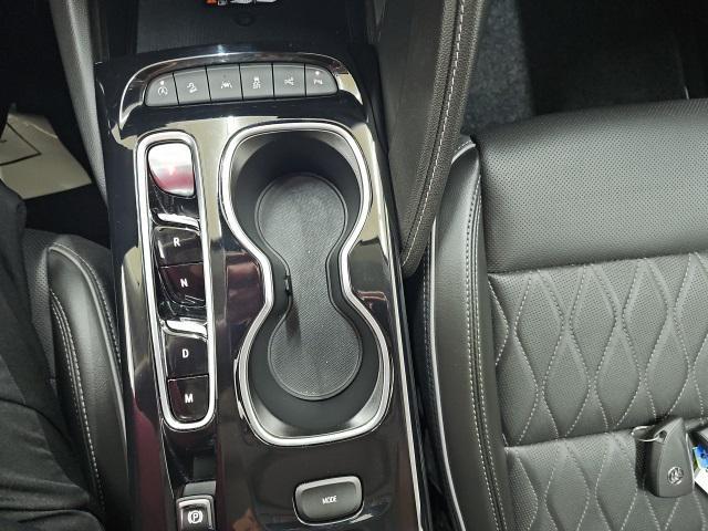 used 2023 Buick Envision car, priced at $34,400