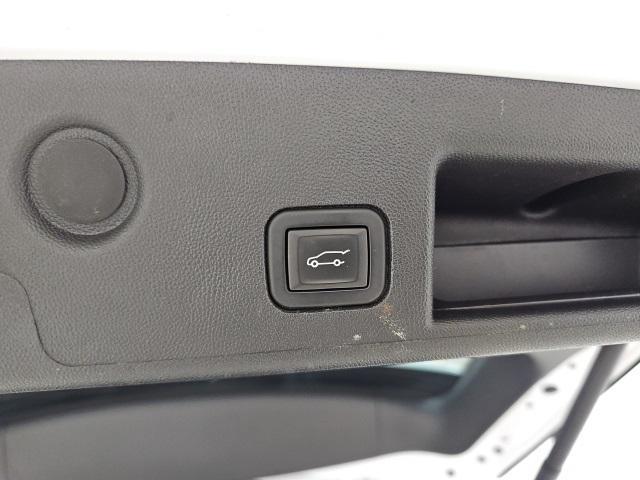 used 2023 Chevrolet Equinox car, priced at $22,499