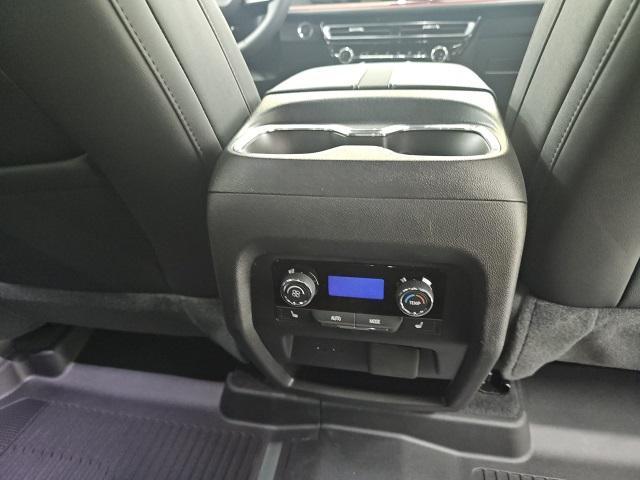 new 2026 Chevrolet Traverse car, priced at $60,457