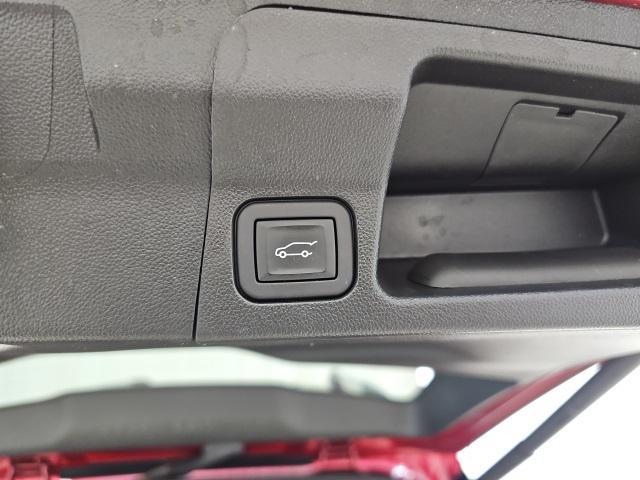 used 2023 GMC Acadia car, priced at $30,987