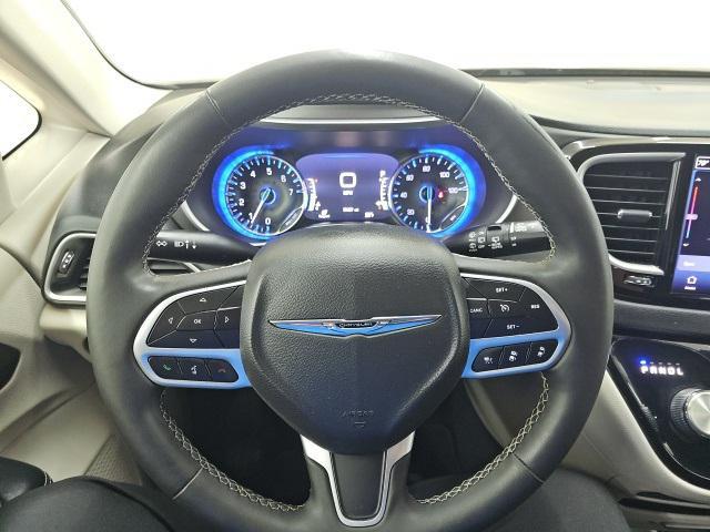 used 2022 Chrysler Pacifica car, priced at $20,957