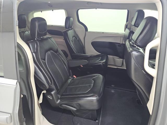 used 2022 Chrysler Pacifica car, priced at $20,957
