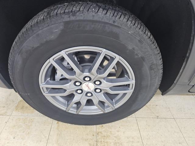 used 2025 GMC Acadia car, priced at $36,300