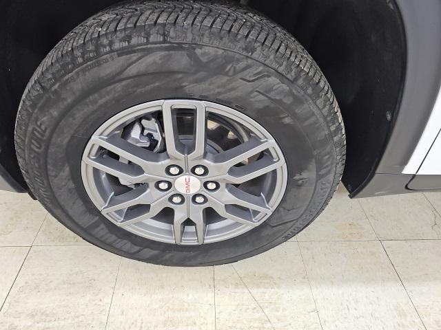 used 2025 GMC Acadia car, priced at $35,900