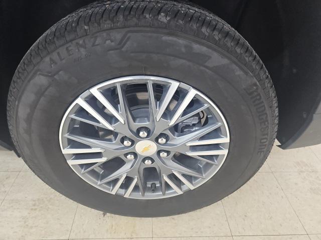 used 2025 Chevrolet Traverse car, priced at $36,789