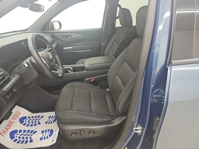 used 2025 Chevrolet Traverse car, priced at $36,789