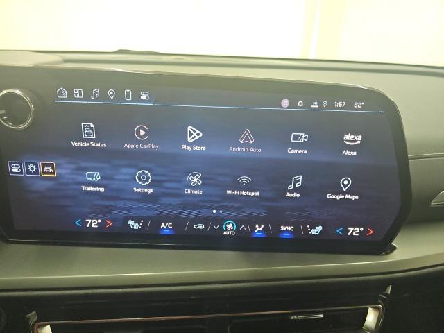 used 2025 Chevrolet Traverse car, priced at $36,789