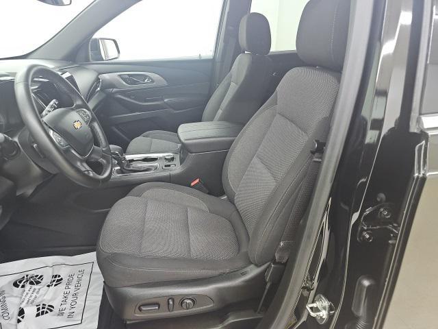 used 2023 Chevrolet Traverse car, priced at $29,483