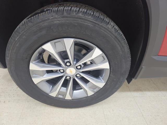 new 2026 Chevrolet Equinox car, priced at $33,592