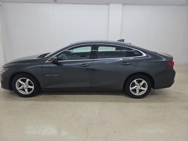 used 2018 Chevrolet Malibu car, priced at $9,995