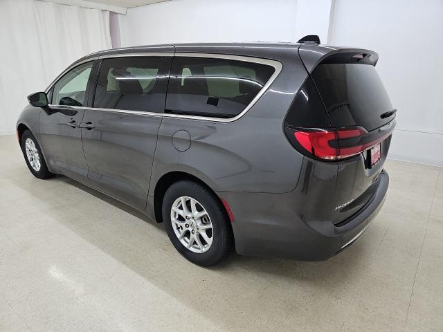 used 2023 Chrysler Pacifica car, priced at $23,498