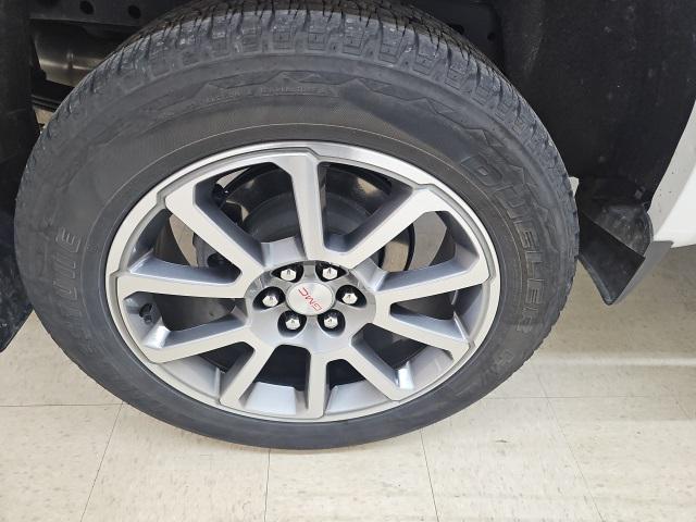 used 2022 GMC Canyon car, priced at $35,474