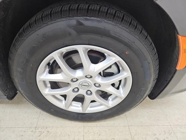 used 2023 Chrysler Pacifica car, priced at $21,988