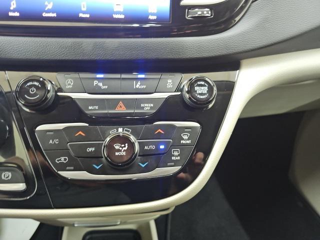 used 2023 Chrysler Pacifica car, priced at $21,988