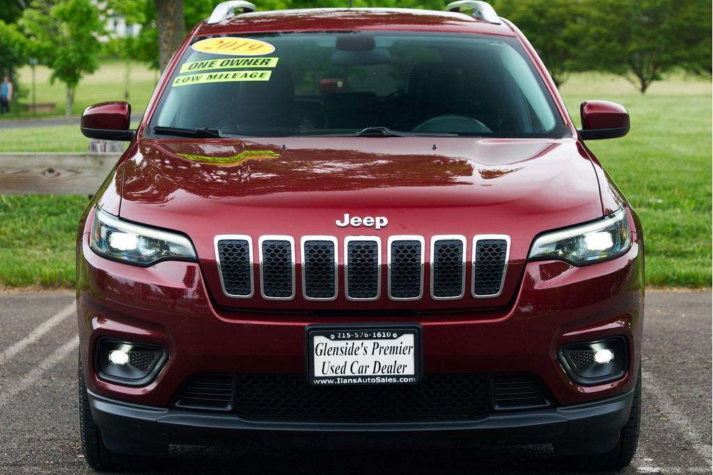 used 2019 Jeep Cherokee car, priced at $15,995