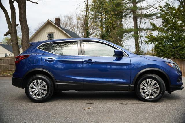 used 2020 Nissan Rogue Sport car, priced at $11,995