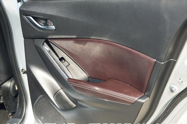 used 2018 Mazda Mazda3 car, priced at $11,995
