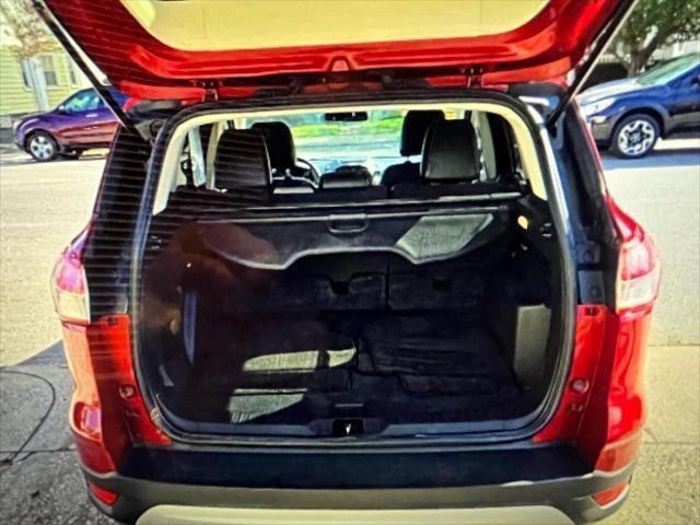 used 2013 Ford Escape car, priced at $7,995