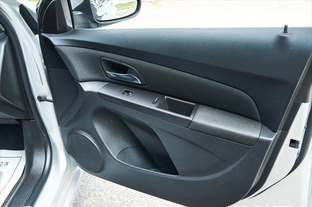 used 2016 Chevrolet Cruze Limited car, priced at $7,995