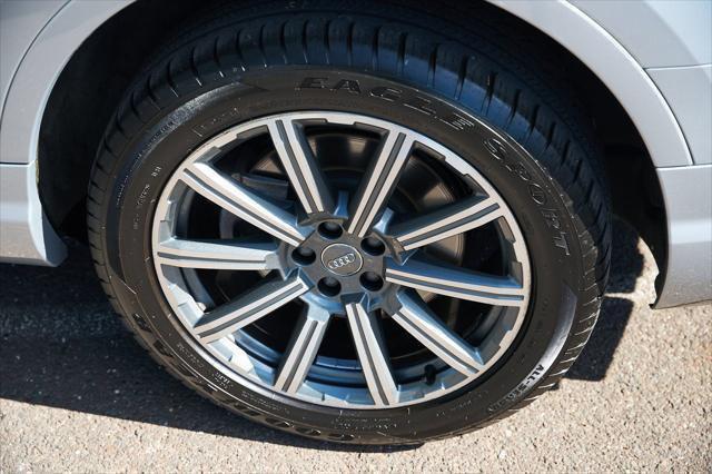 used 2018 Audi Q7 car, priced at $14,995