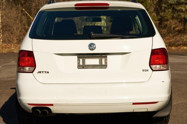 used 2014 Volkswagen Jetta SportWagen car, priced at $8,995