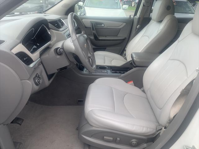 used 2015 Chevrolet Traverse car, priced at $9,495