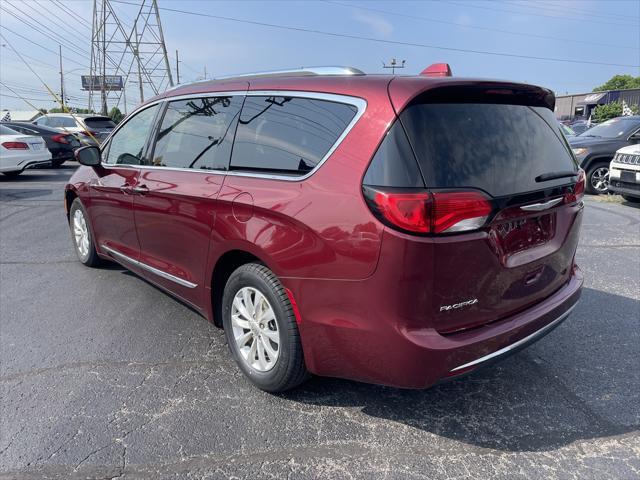 used 2018 Chrysler Pacifica car, priced at $13,895