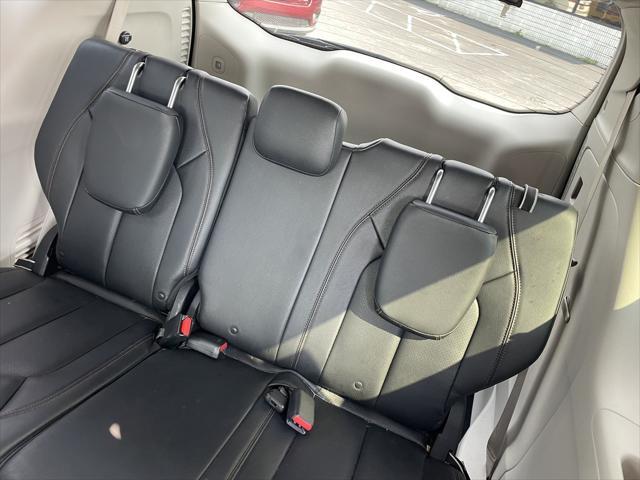 used 2018 Chrysler Pacifica car, priced at $13,895