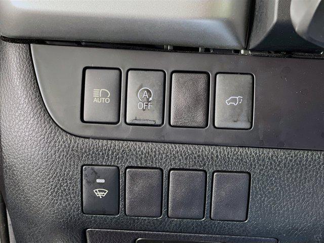 used 2019 Toyota Highlander car, priced at $26,599