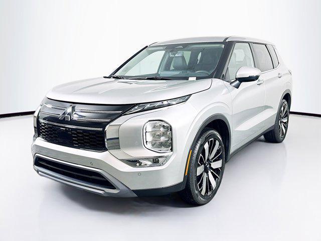 used 2025 Mitsubishi Outlander car, priced at $25,987