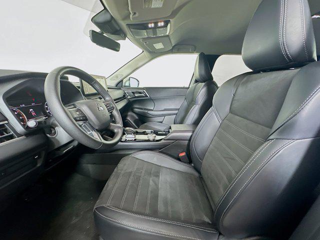 used 2025 Mitsubishi Outlander car, priced at $25,987