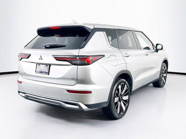 used 2025 Mitsubishi Outlander car, priced at $25,987