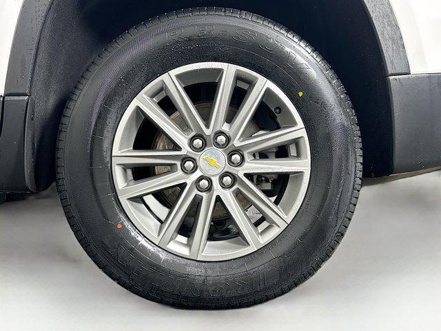 used 2023 Chevrolet Traverse car, priced at $27,497