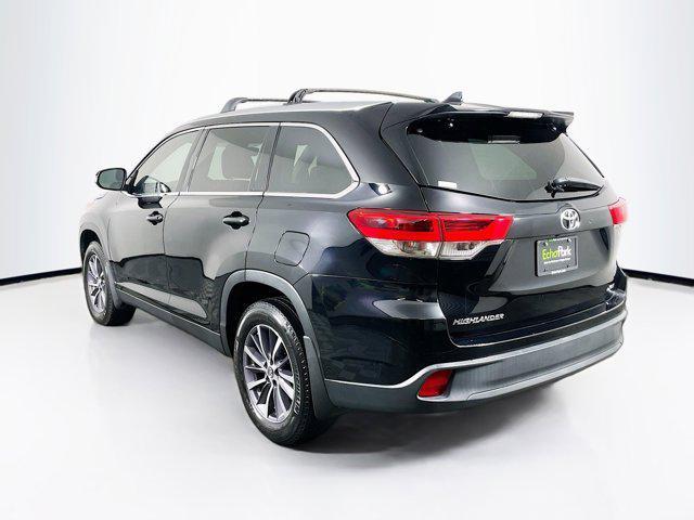 used 2019 Toyota Highlander car, priced at $24,999