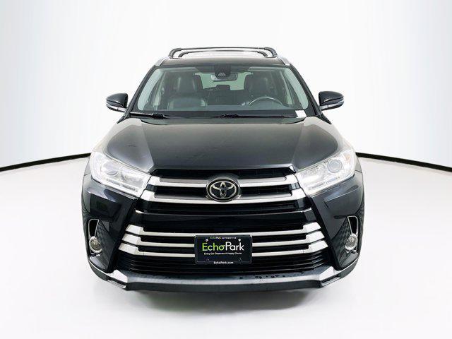 used 2019 Toyota Highlander car, priced at $24,999