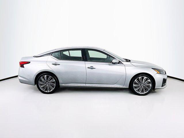 used 2023 Nissan Altima car, priced at $21,389