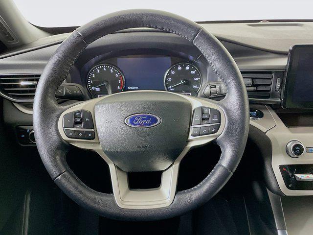 used 2023 Ford Explorer car, priced at $25,989