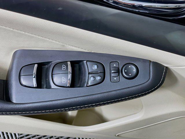 used 2021 Nissan Maxima car, priced at $19,297
