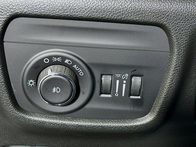 used 2023 Jeep Grand Cherokee car, priced at $28,487
