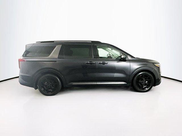 used 2025 Kia Carnival car, priced at $40,997